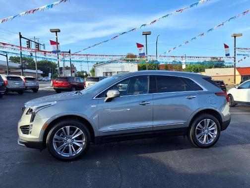 2023 Cadillac XT5 Premium Luxury