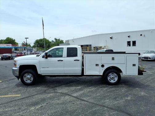 Summit White 2019 Chevrolet Silverado 2500 WT