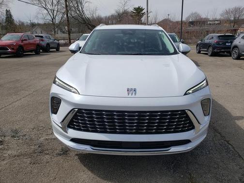 White Tri-Coat 2026 Buick Envision Avenir