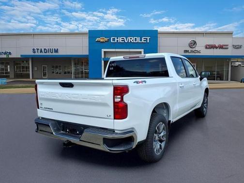 Summit White 2026 Chevrolet Silverado 1500 LT