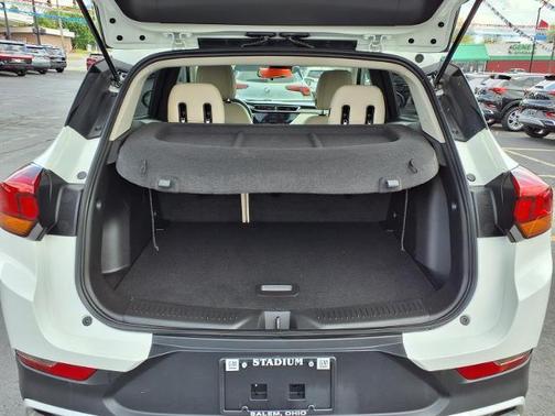 White 2023 Buick Encore GX Preferred