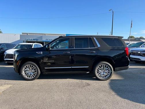 2025 GMC Yukon Elevation