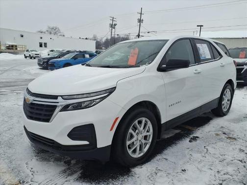 2022 Chevrolet Equinox LS