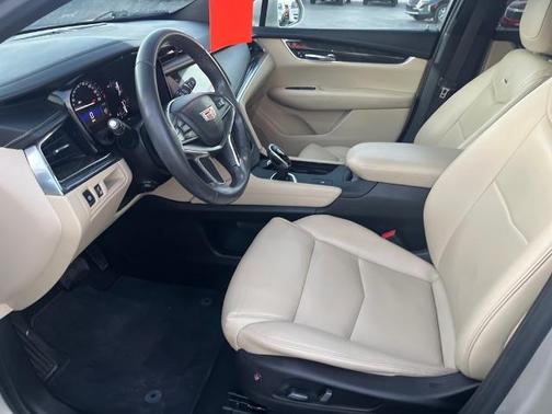 2017 Cadillac XT5 Base
