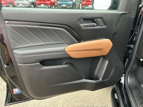 2025 GMC Canyon AT4