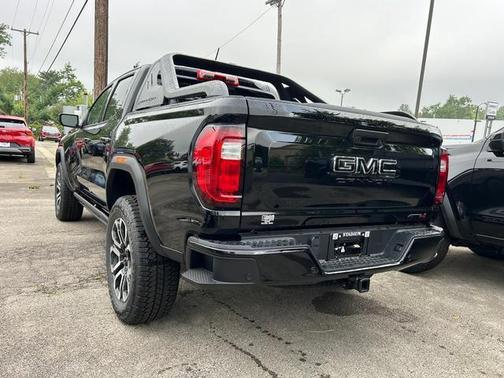 2025 GMC Canyon AT4