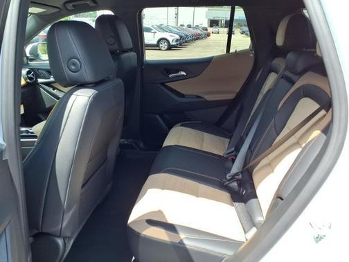 Polar White 2027 Chevrolet Equinox ACTIV