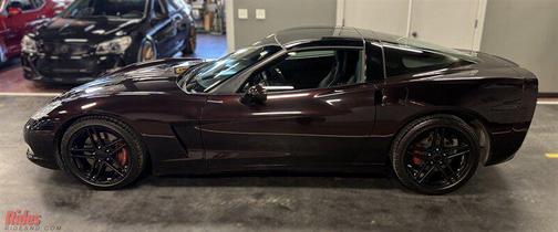 2005 Chevrolet Corvette Base