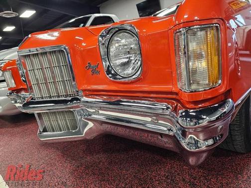 1972 Pontiac Grand Prix Base