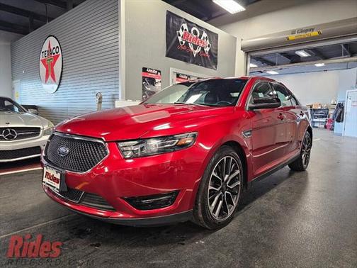 2017 Ford Taurus SHO