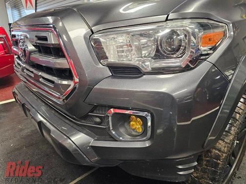 2017 Toyota Tacoma Limited
