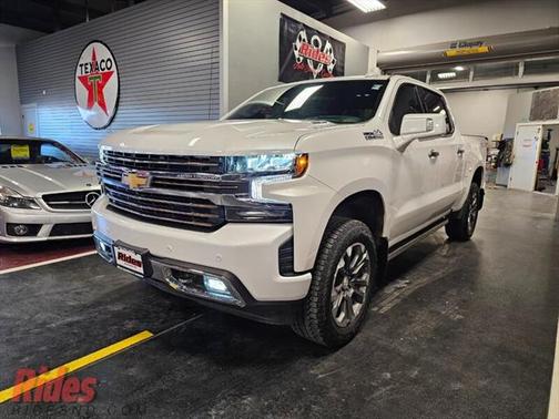 2022 Chevrolet Silverado 1500 High Country
