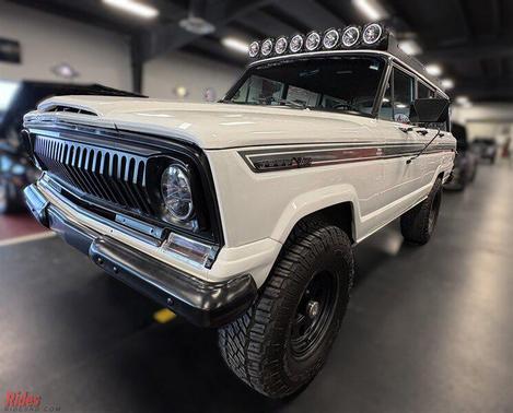 1968 Jeep Wagoneer LS