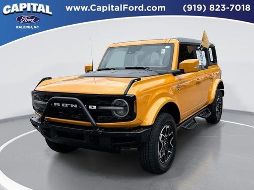 Cyber Orange Metallic Tricoat 2022 Ford Bronco Outer Banks