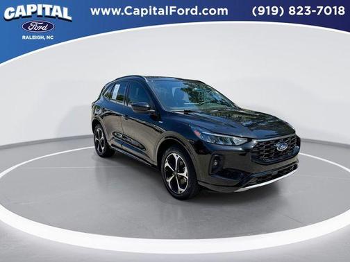 Agate Black Metallic 2024 Ford Escape ST-Line Select