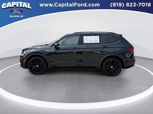 2021 Volkswagen Tiguan 2.0T SE R-Line Black