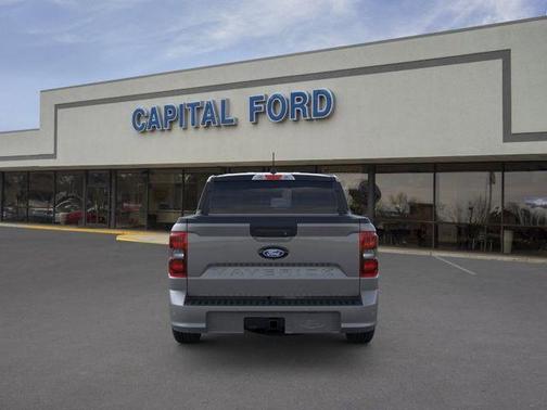 Carbonized Gray Metallic 2026 Ford Maverick Lobo Standard