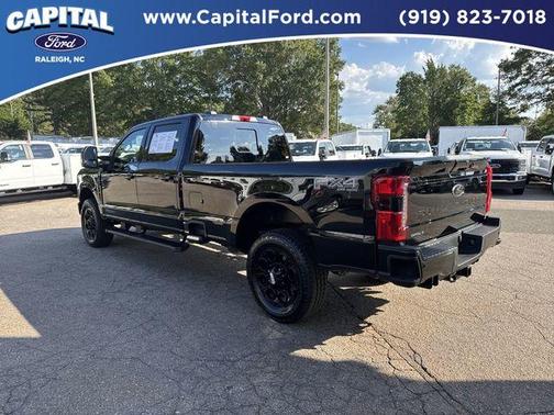 2025 Ford F-350 Lariat Super Duty
