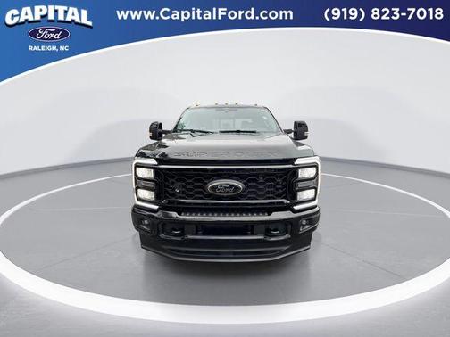 2025 Ford F-350 Lariat Super Duty