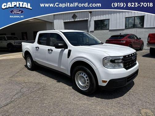 2022 Ford Maverick XL
