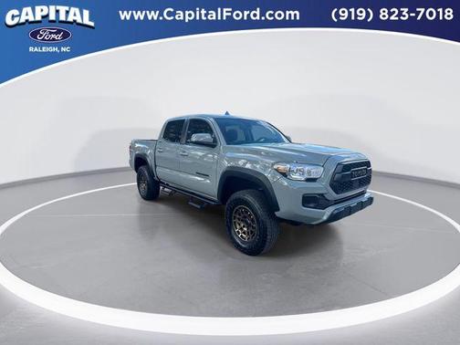 2022 Toyota Tacoma SR5