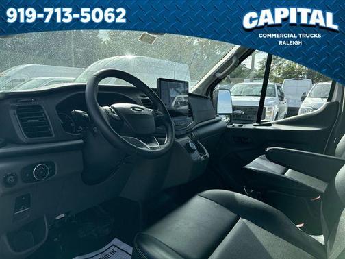 Oxford White 2022 Ford E-Transit Base