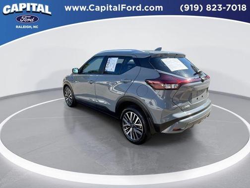 2022 Nissan Kicks SV