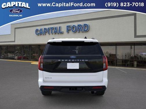 2025 Ford Expedition Active