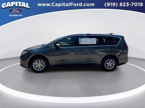 Granite Crystal Clearcoat Metallic 2023 Chrysler Pacifica Touring-L