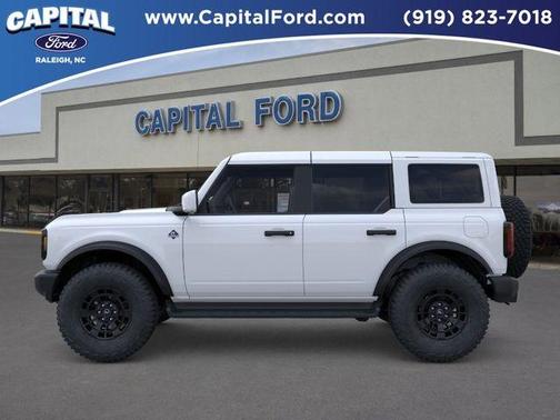 Oxford White 2026 Ford Bronco Outer Banks