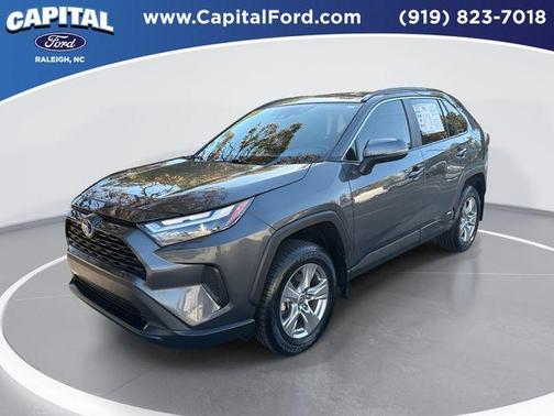 2024 Toyota RAV4 Hybrid LE