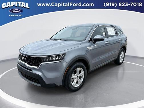 2023 Kia Sorento LX