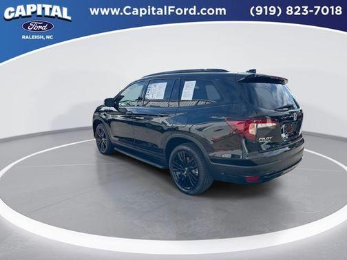 2022 Honda Pilot Black Edition