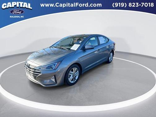 2019 Hyundai ELANTRA SEL