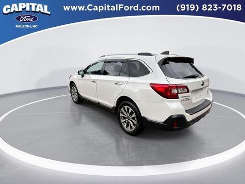 2019 Subaru Outback 2.5i Touring