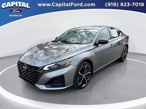 2025 Nissan Altima SR