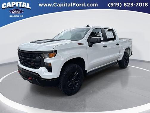 2022 Chevrolet Silverado 1500 Custom Trail Boss