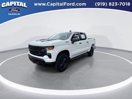2022 Chevrolet Silverado 1500 Custom Trail Boss