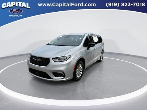 Silver Mist Clearcoat 2024 Chrysler Pacifica Touring-L