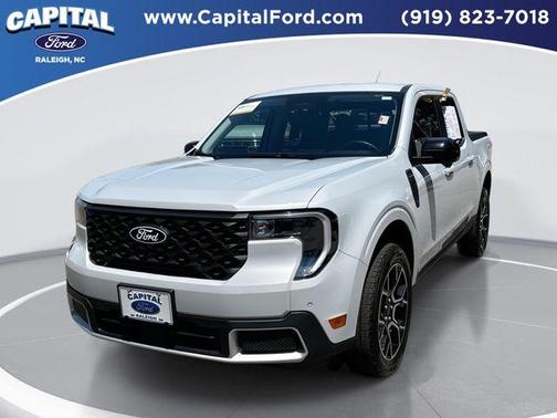 White Metallic 2025 Ford Maverick Lariat