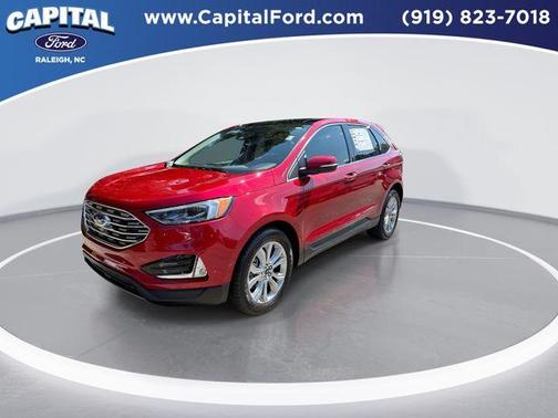 2022 Ford Edge Titanium