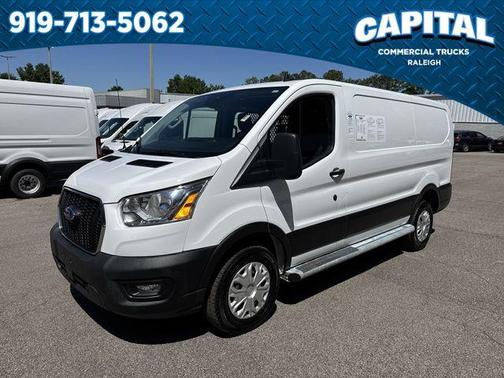 2022 Ford Transit-250 Base