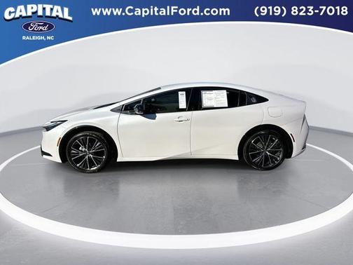 2023 Toyota Prius XLE