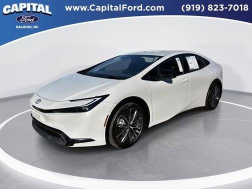 2023 Toyota Prius XLE