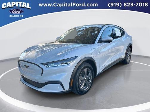 2022 Ford Mustang Mach-E Select