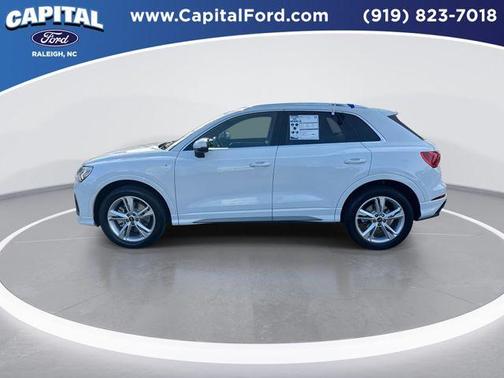 2022 Audi Q3 45 S line Premium