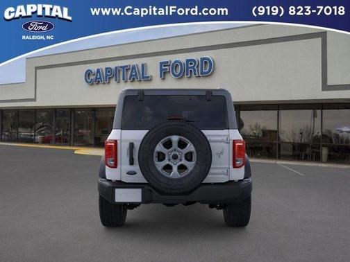 Oxford White 2026 Ford Bronco Big Bend