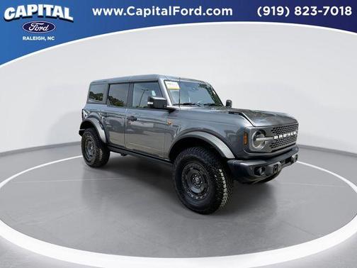 Carbonized Gray Metallic 2025 Ford Bronco Badlands