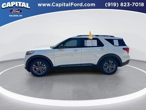 Star White 2023 Ford Explorer XLT