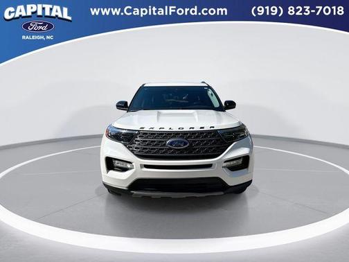 Star White 2023 Ford Explorer XLT